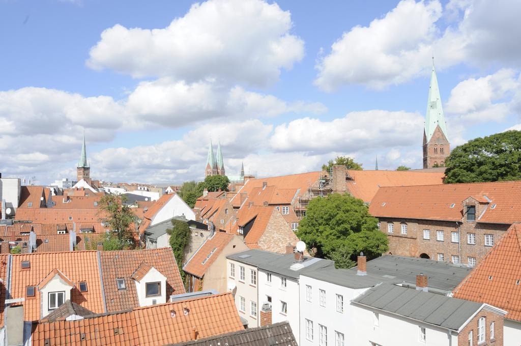 Hotel Zur Alten Stadtmauer Lubeca Exterior foto